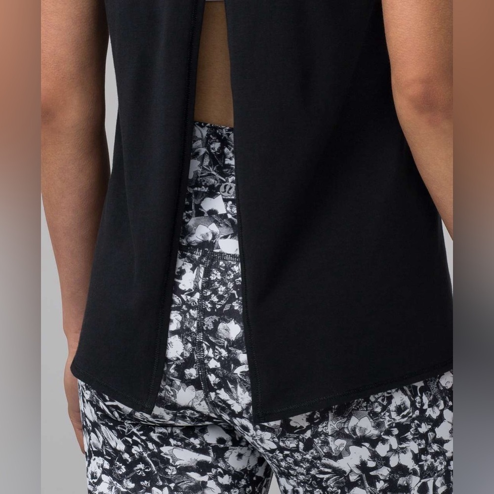 Lululemon All Tied Up Tank, Black, Size 4 - Picture 4 of 13